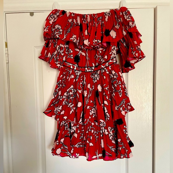I am selling a red floral dress from Holt Renfrew! - Picture 2 of 5
